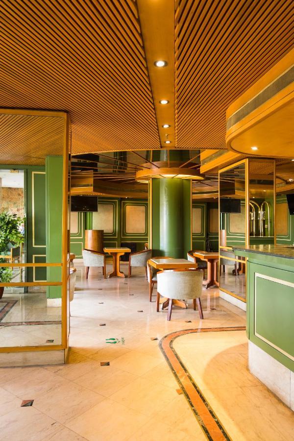 Plaza Hotel Александрия Екстериор снимка